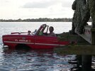 Amphicar swimming 007.jpg
